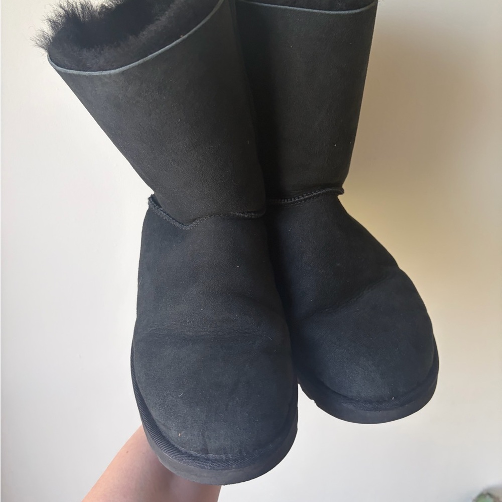 UGG Women's Bailey Bow II boot in black size 10 - Picture 3 of 6